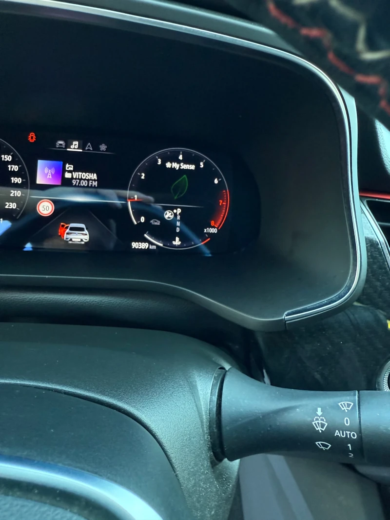 Renault Arkana 1.3T, снимка 9 - Автомобили и джипове - 52851955