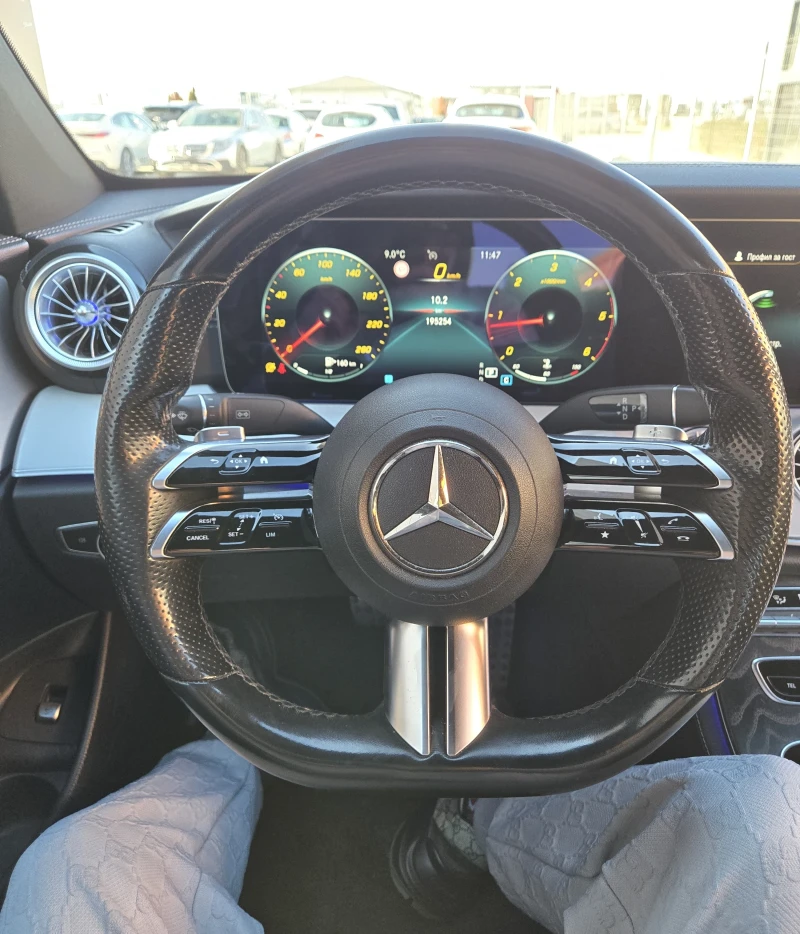 Mercedes-Benz E 220 AMG 63, снимка 14 - Автомобили и джипове - 52859663