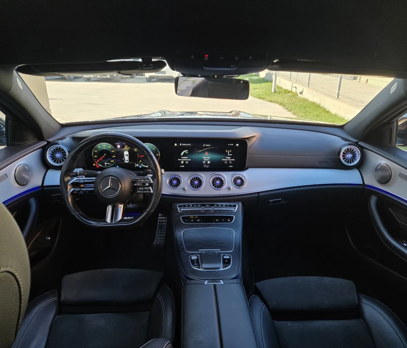 Mercedes-Benz E 220 AMG 63, снимка 13 - Автомобили и джипове - 52859663