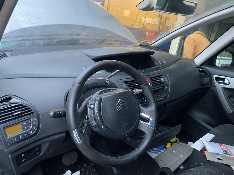 Citroen C4 Picasso 1.6 HDI, снимка 2 - Автомобили и джипове - 52956246