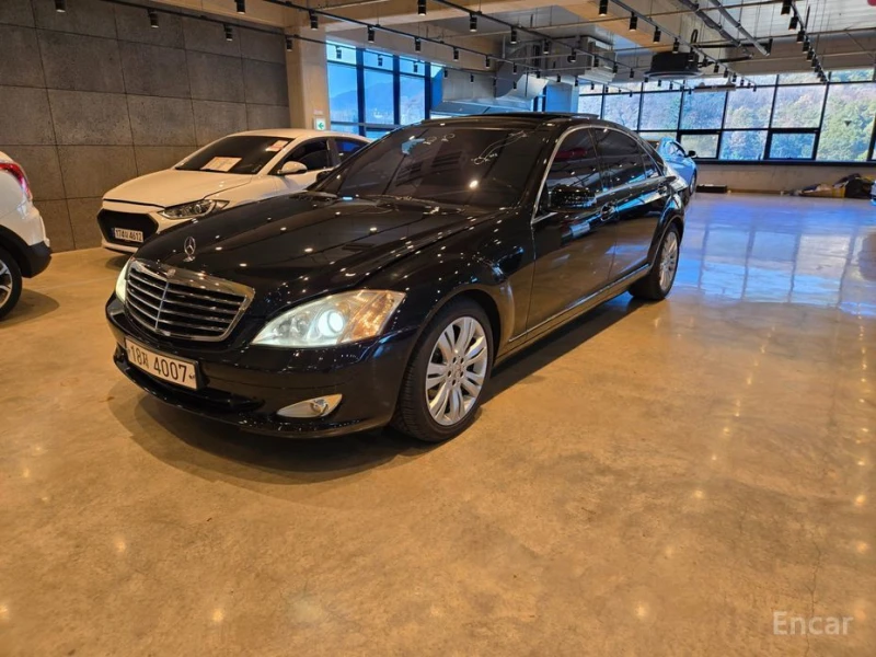 Mercedes-Benz S 500