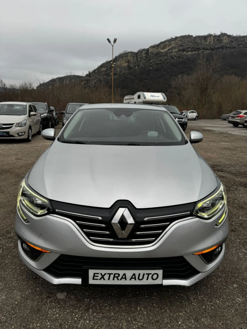 Renault Megane 1.3 TCe, НАВИГАЦИЯ, ДИСТРОНИК, КАМЕРА, HEAD-UP, снимка 7 - Автомобили и джипове - 53310702