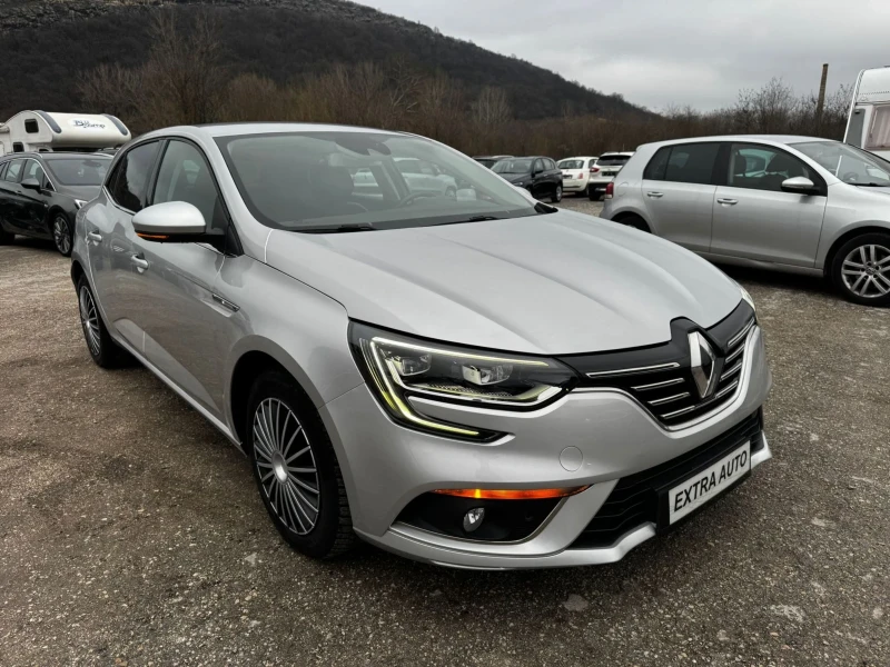 Renault Megane 1.3 TCe, НАВИГАЦИЯ, ДИСТРОНИК, КАМЕРА, HEAD-UP, снимка 6 - Автомобили и джипове - 53310702