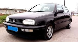 VW Golf, снимка 1 - Автомобили и джипове - 48383734