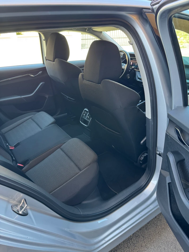 Skoda Octavia 2.0 TDI DSG DIGITAL - 26500 лв. - 71911685 | Car24.bg