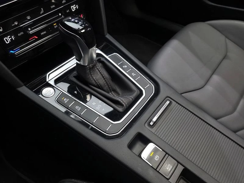 VW Arteon 2.0 TDI R-LIINE 4Motion| 190�.�.| ���.��������� | Mobile.bg � ����������� 9