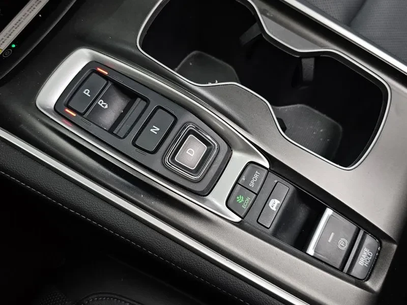 Honda Accord 10Th Generation 2.0 Hybrid Touring | Mobile.bg � ����������� 9