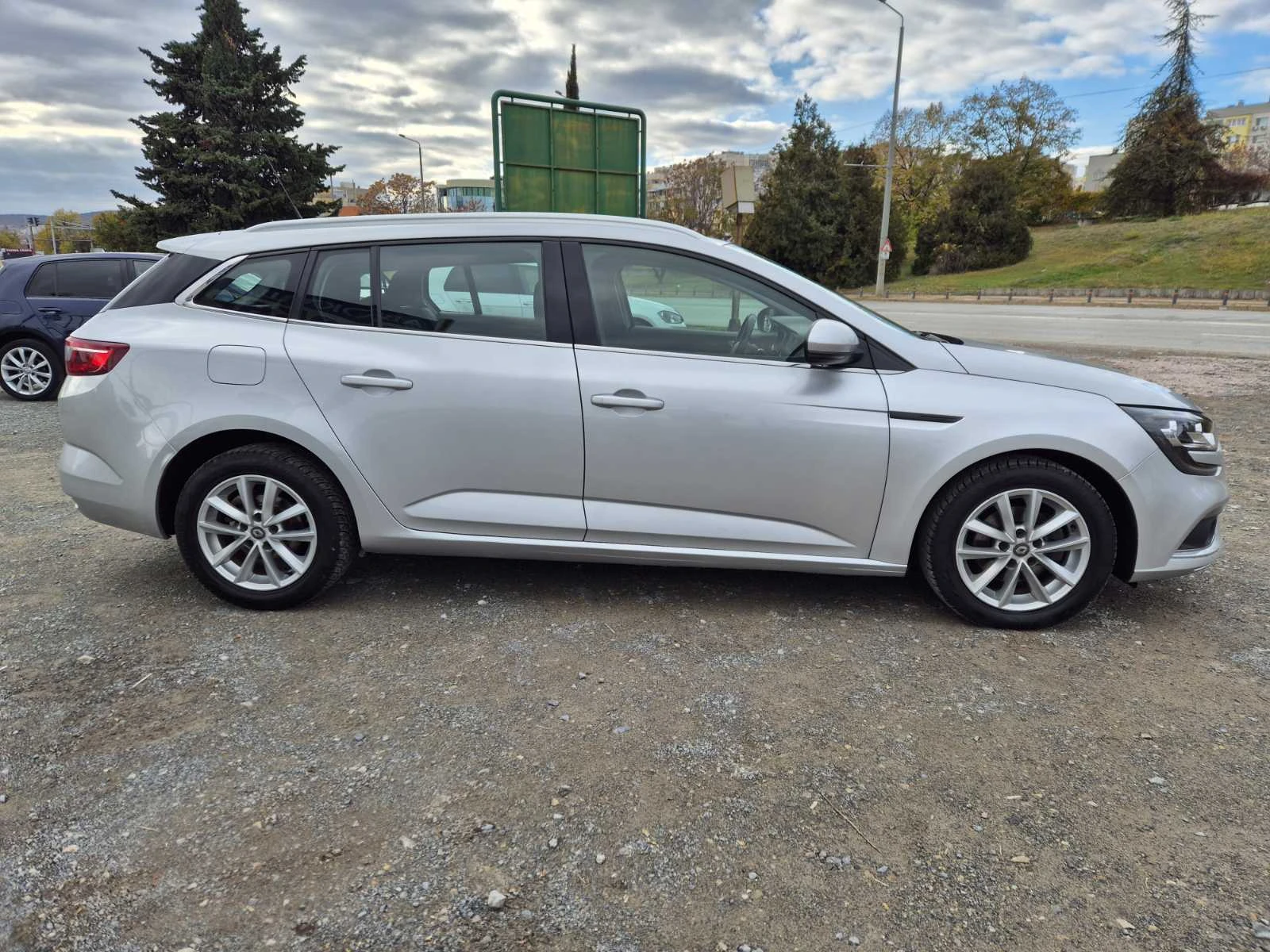 Renault Megane 1.5DCI 110к.с. Автомат - изображение 6