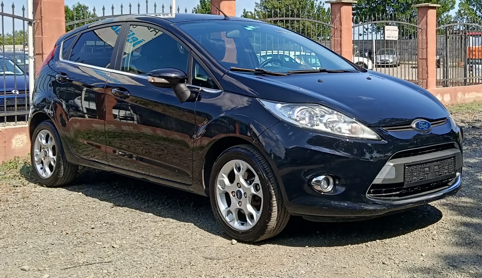 Ford Fiesta 1.25i 93000km - изображение 3