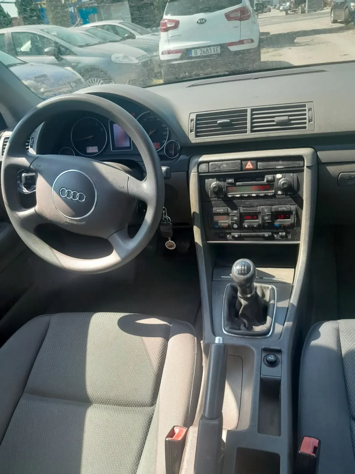 Audi A4 2.0 i - изображение 6