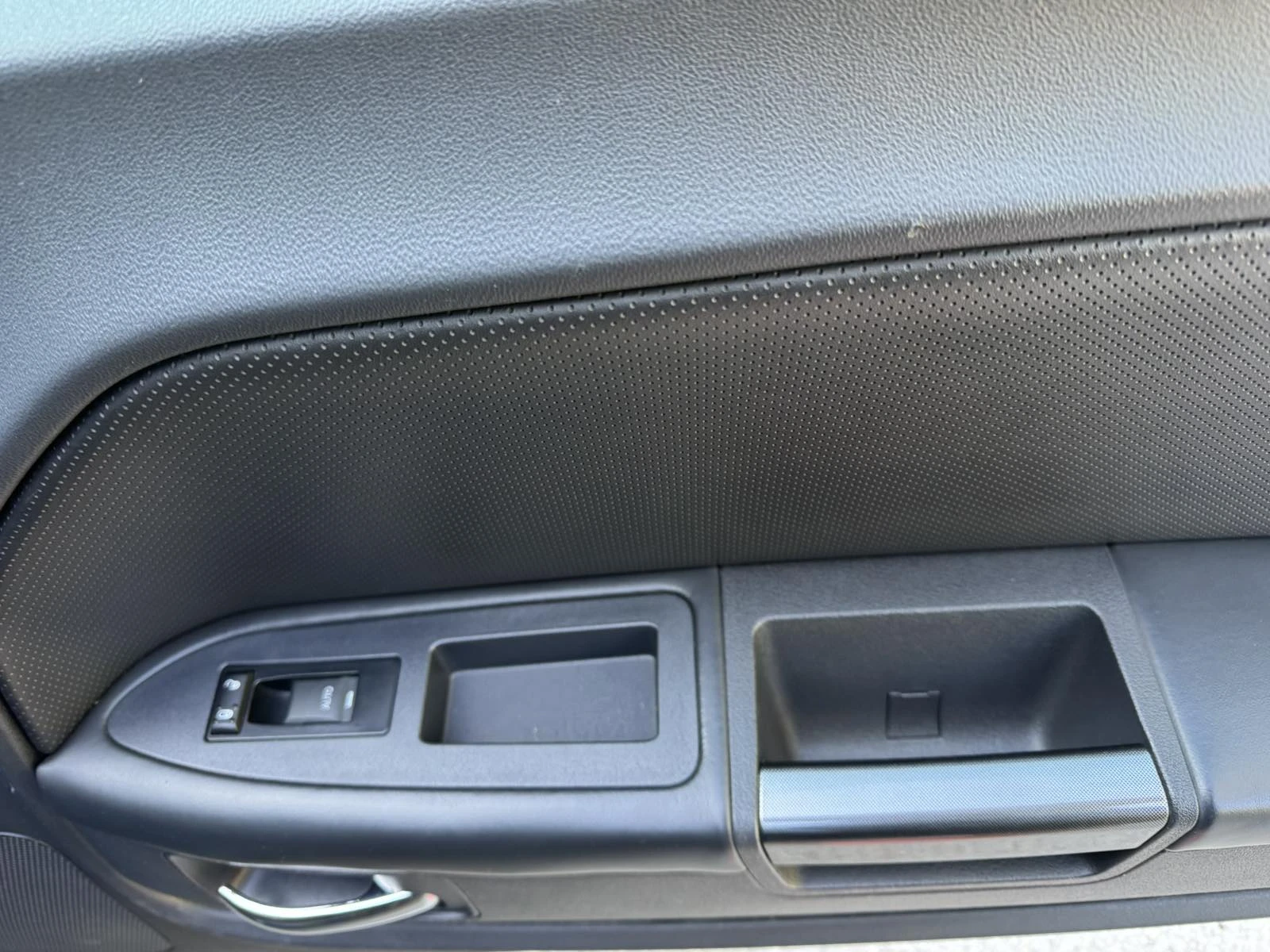 Dodge Challenger 3, 6  | Mobile.bg   12