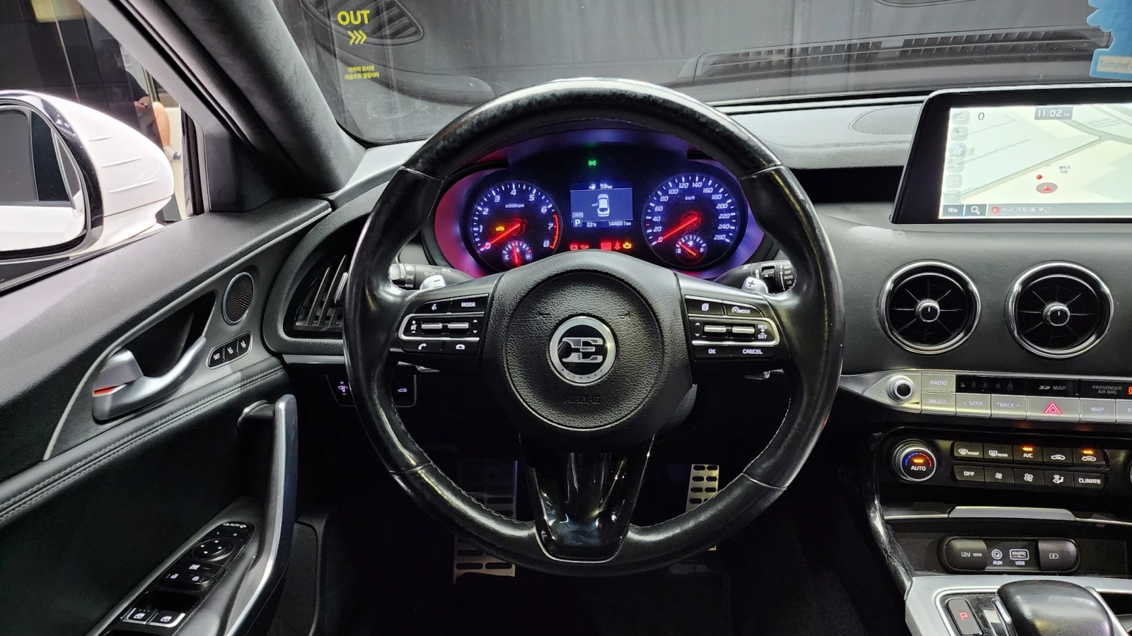 Kia Stinger 2.0T 2WD PLATINUM | Mobile.bg   12