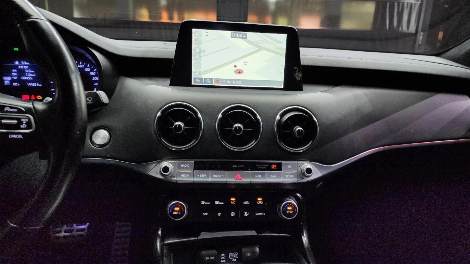 Kia Stinger 2.0T 2WD PLATINUM | Mobile.bg   13