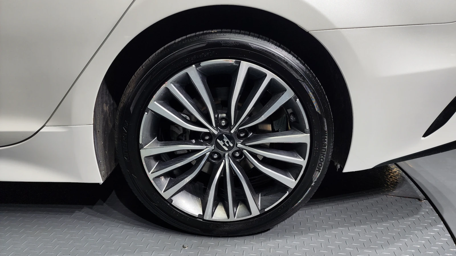 Kia Stinger 2.0T 2WD PLATINUM | Mobile.bg   5