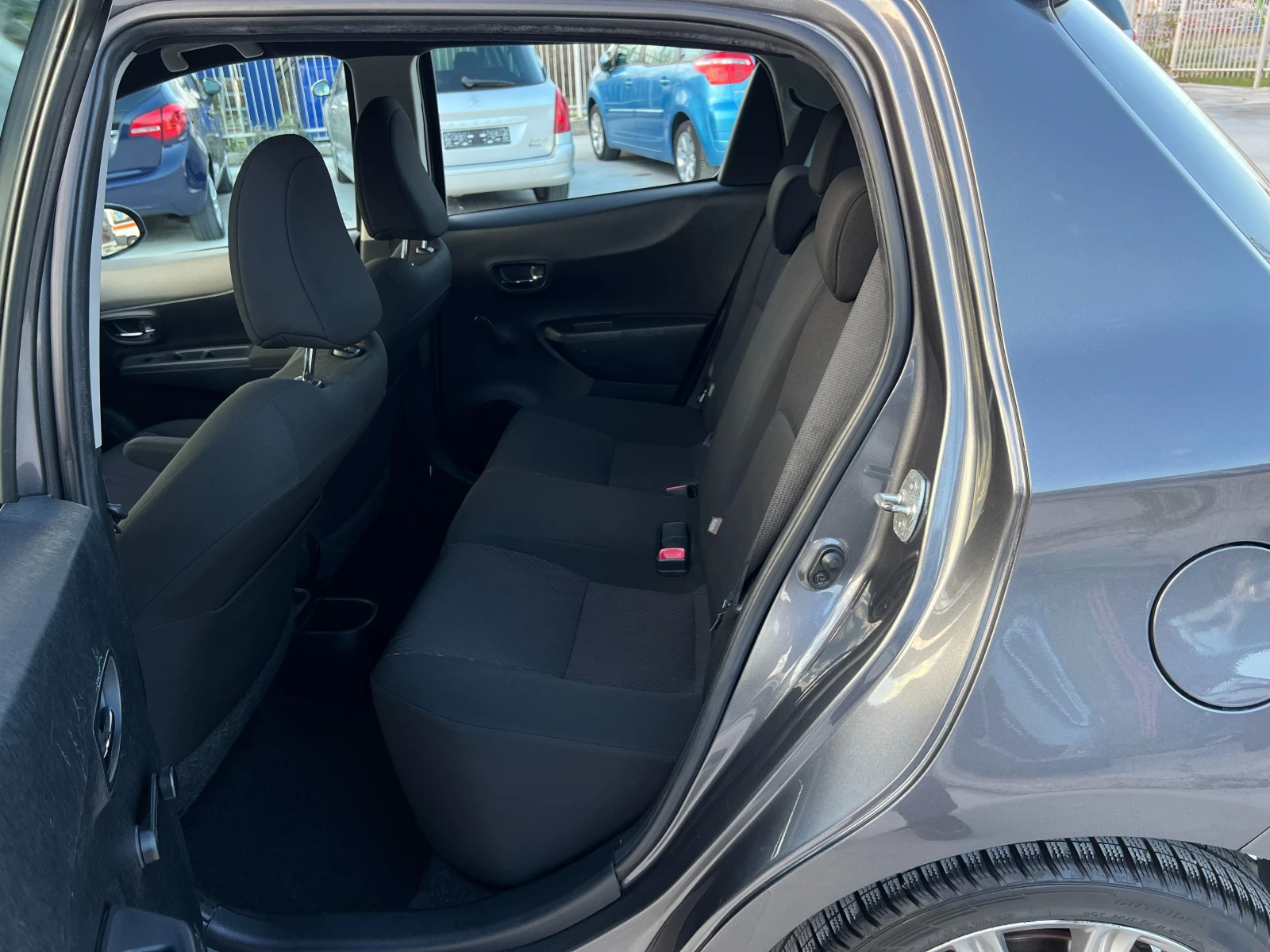 Toyota Yaris 1.4D-90- | Mobile.bg   14