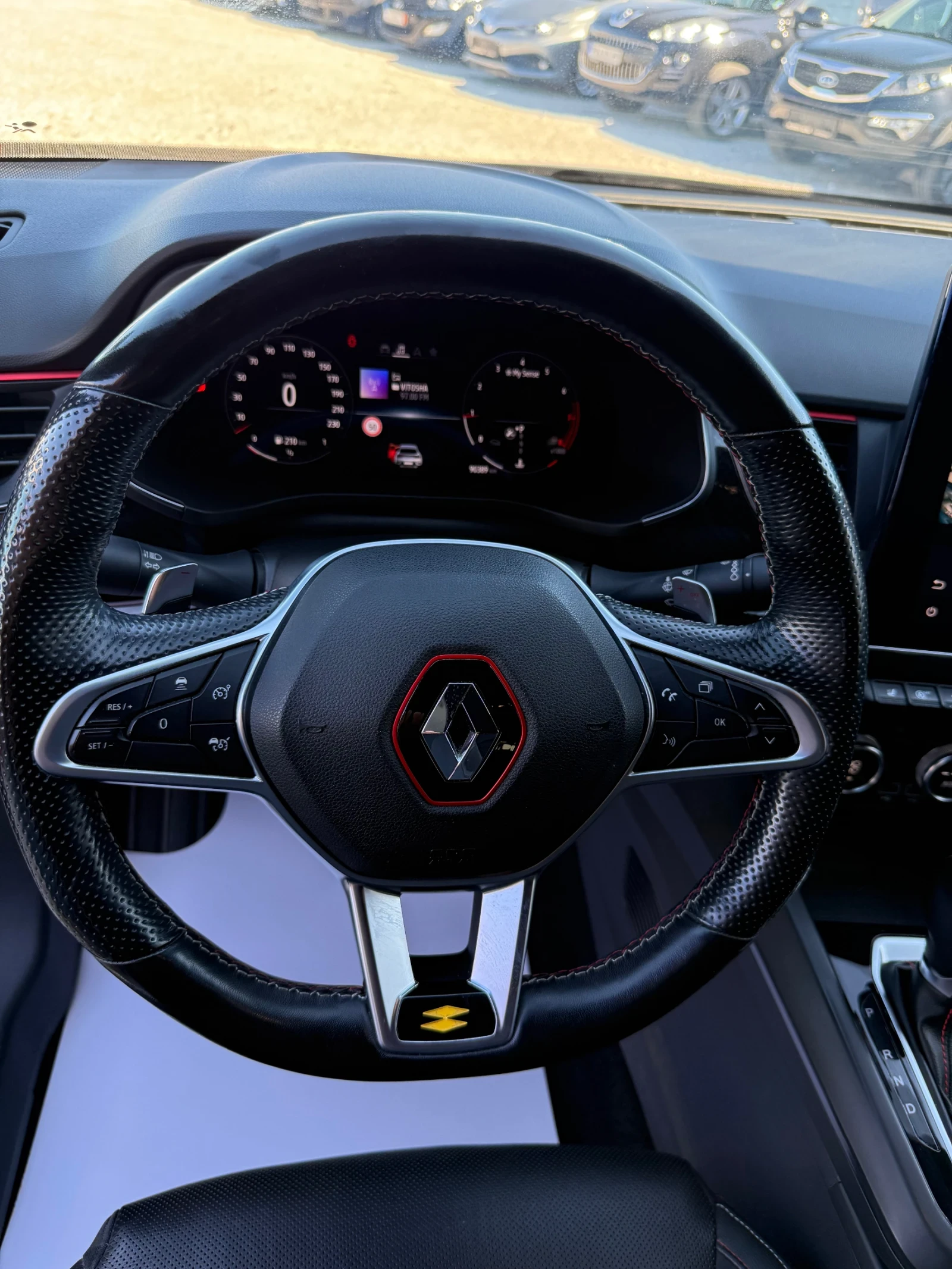 Renault Arkana 1.3T - изображение 7