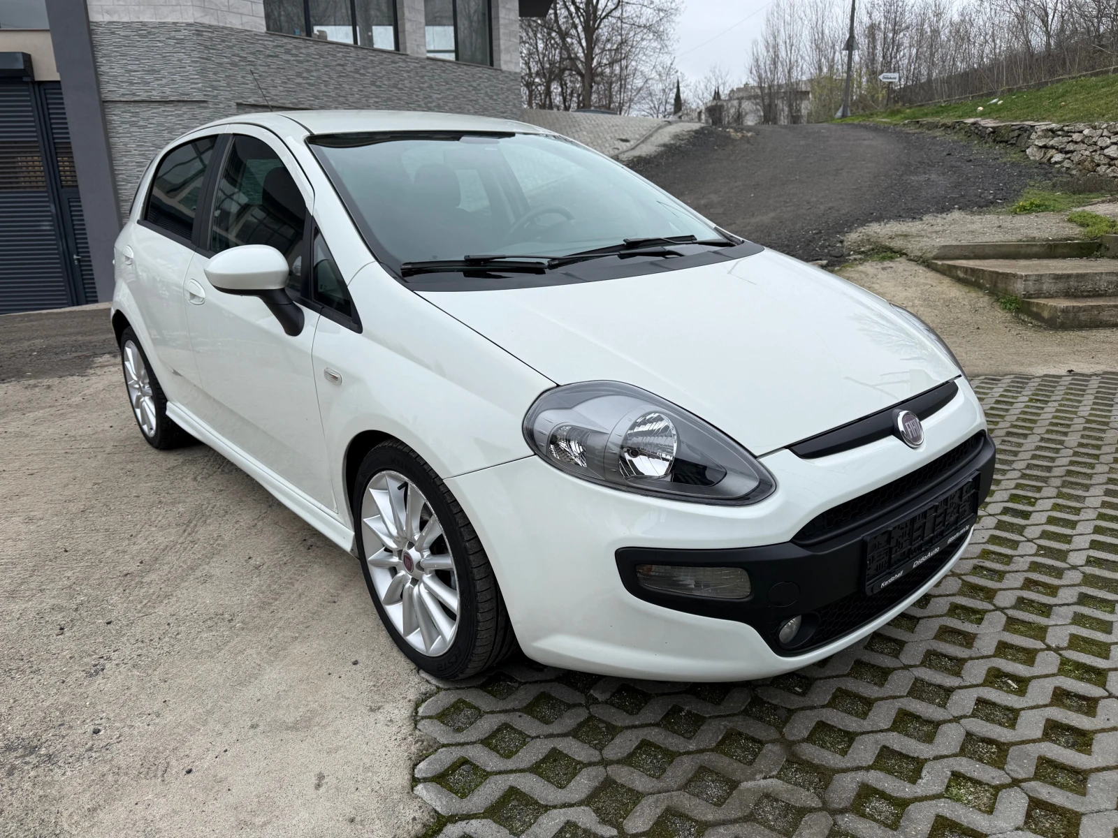 Fiat Punto 1.6M-Jet EVO - изображение 2