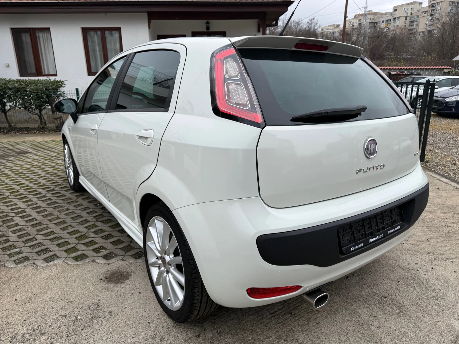 Fiat Punto 1.6M-Jet EVO - изображение 6