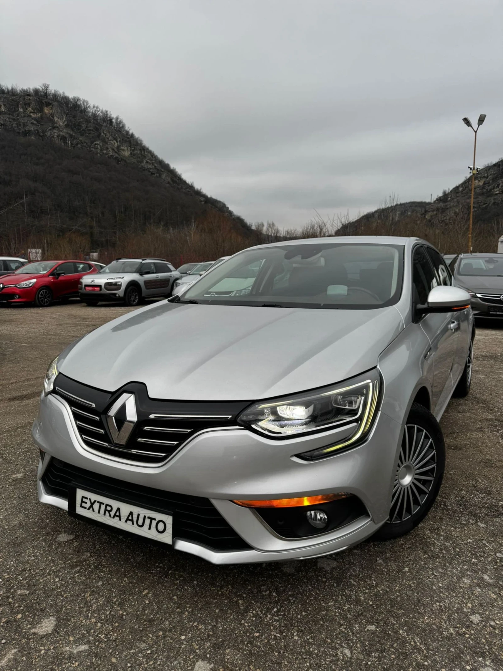 Renault Megane 1.3 TCe, ���������, ���������, ������, HEAD-UP | Mobile.bg � ����������� 17