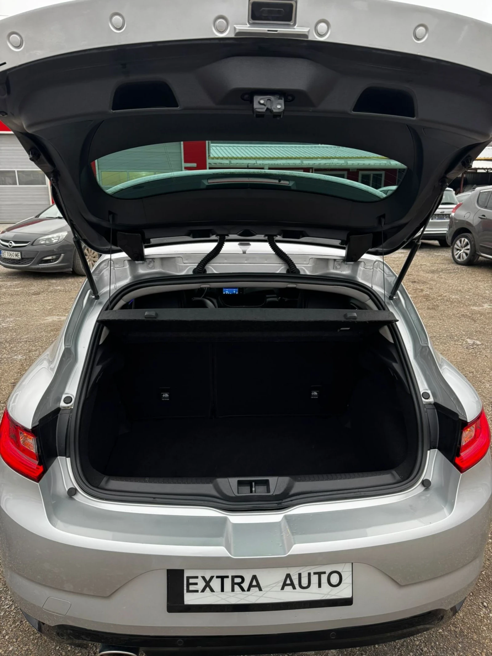 Renault Megane 1.3 TCe, НАВИГАЦИЯ, ДИСТРОНИК, КАМЕРА, HEAD-UP - изображение 4