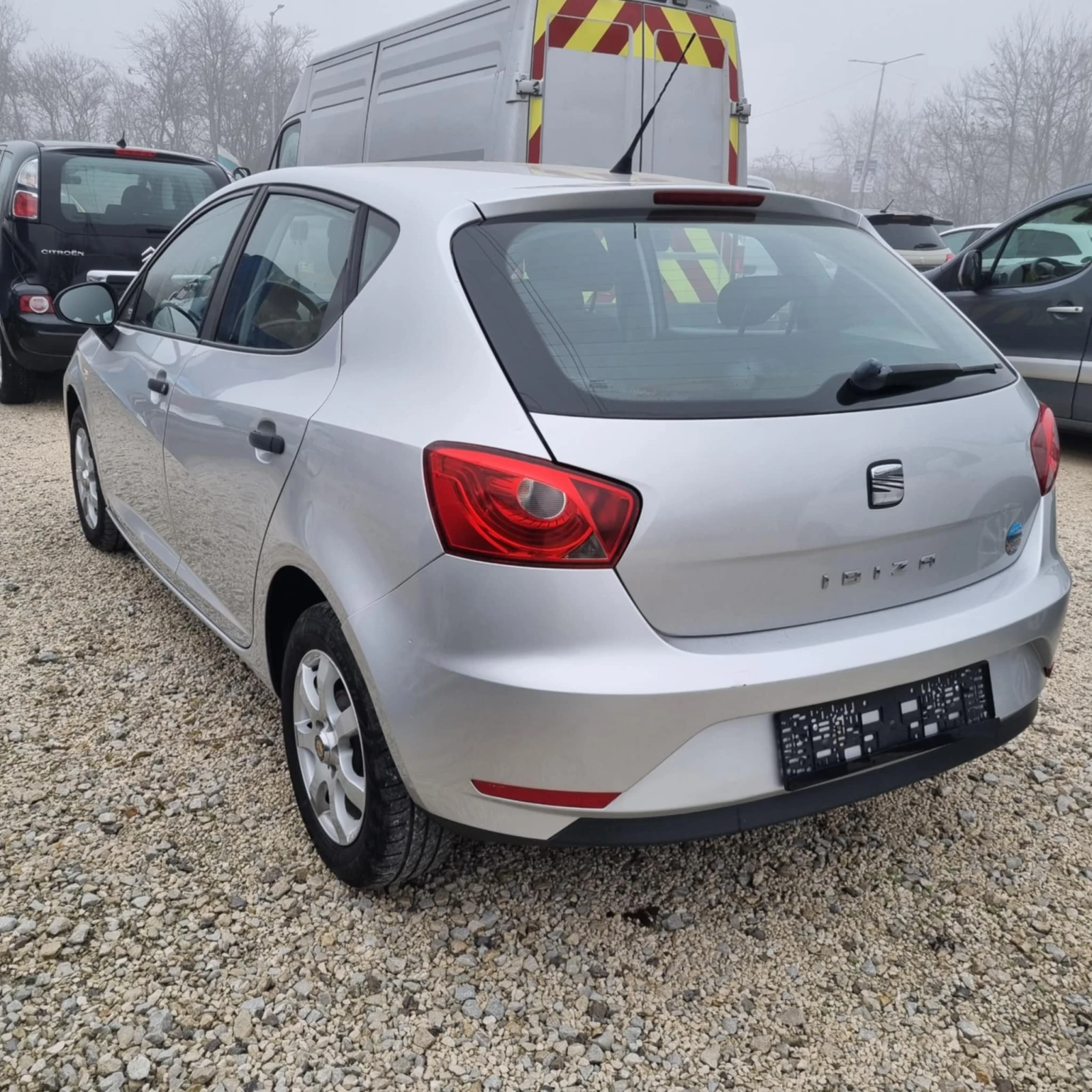 Seat Ibiza 1200 см3, снимка 6 - Автомобили и джипове - 53811718