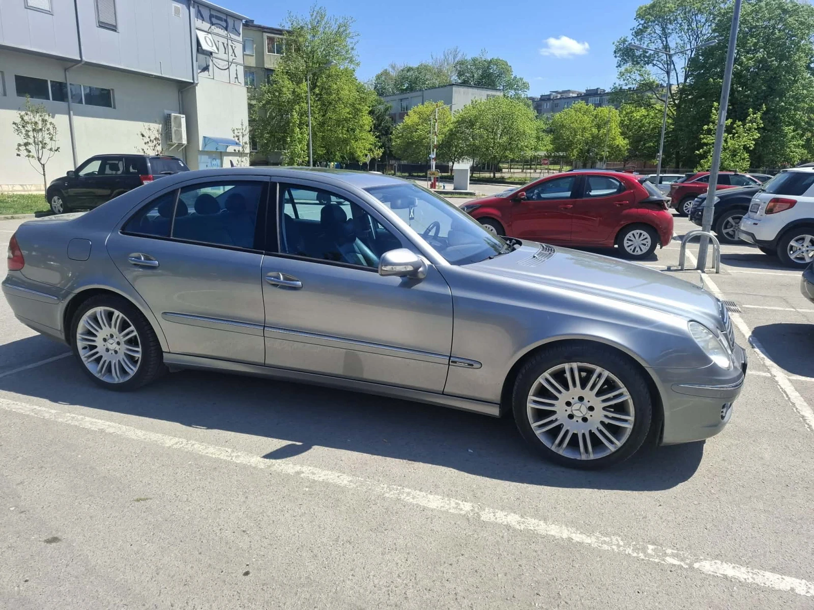 Mercedes-Benz E 350, снимка 3 - Автомобили и джипове - 54311450