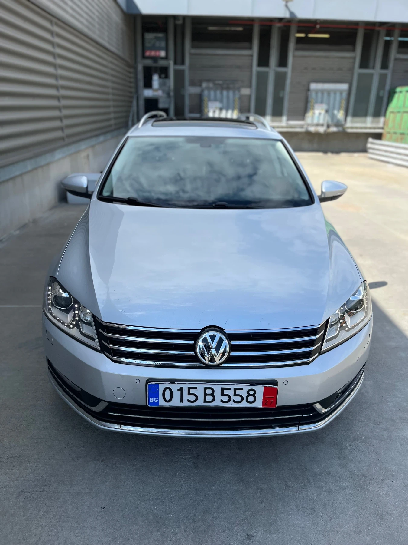 VW Passat Passat 2.0TDI 170cc Full! Navi pano dis, снимка 3 - Автомобили и джипове - 54420680