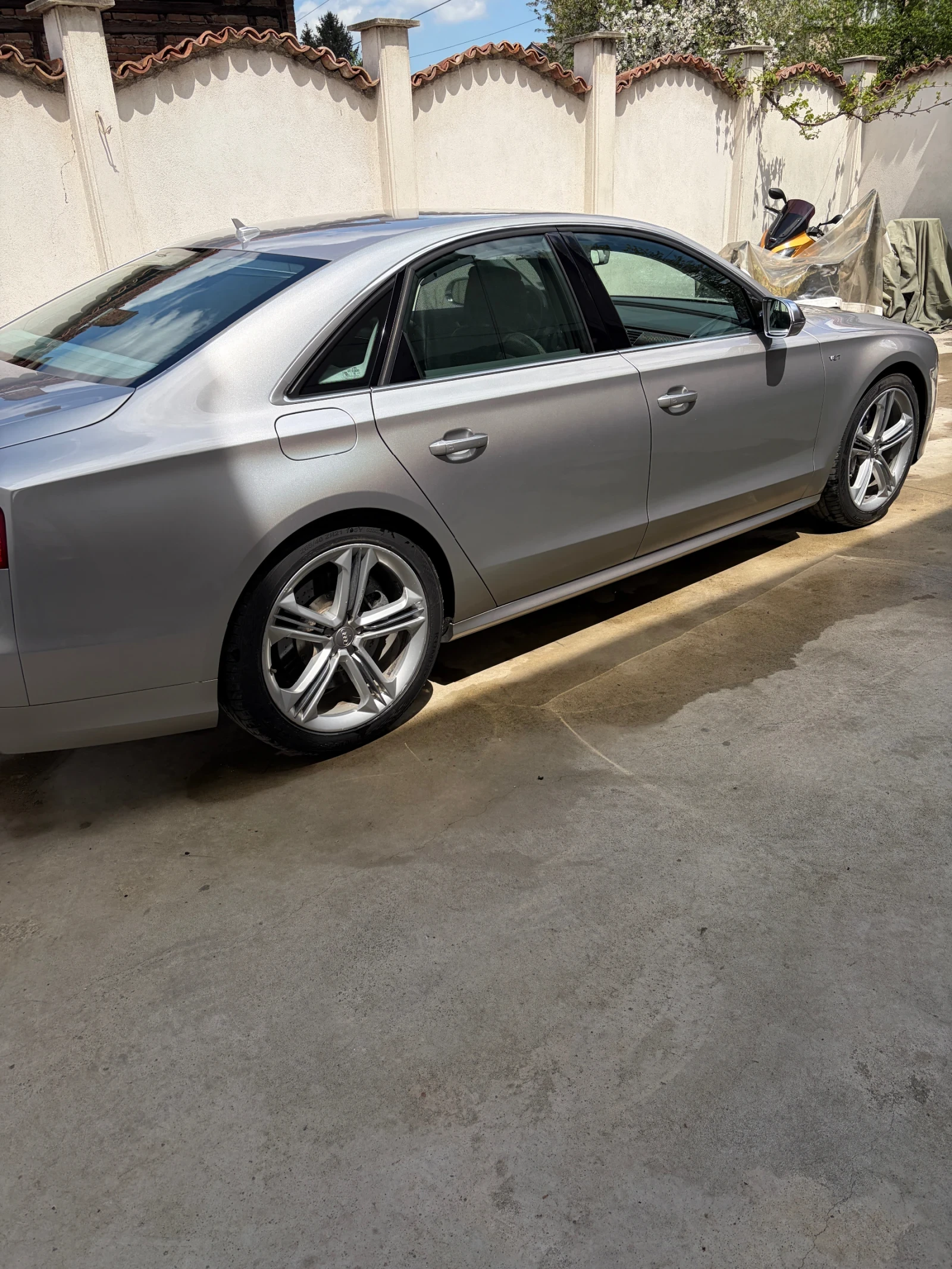Audi S8, снимка 4 - Автомобили и джипове - 54866253