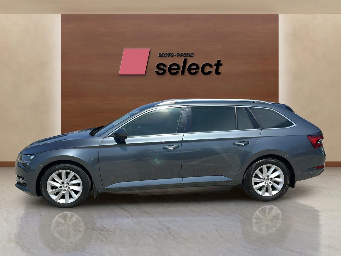 Skoda Superb 1.5 TSI, снимка 4 - Автомобили и джипове - 54540033