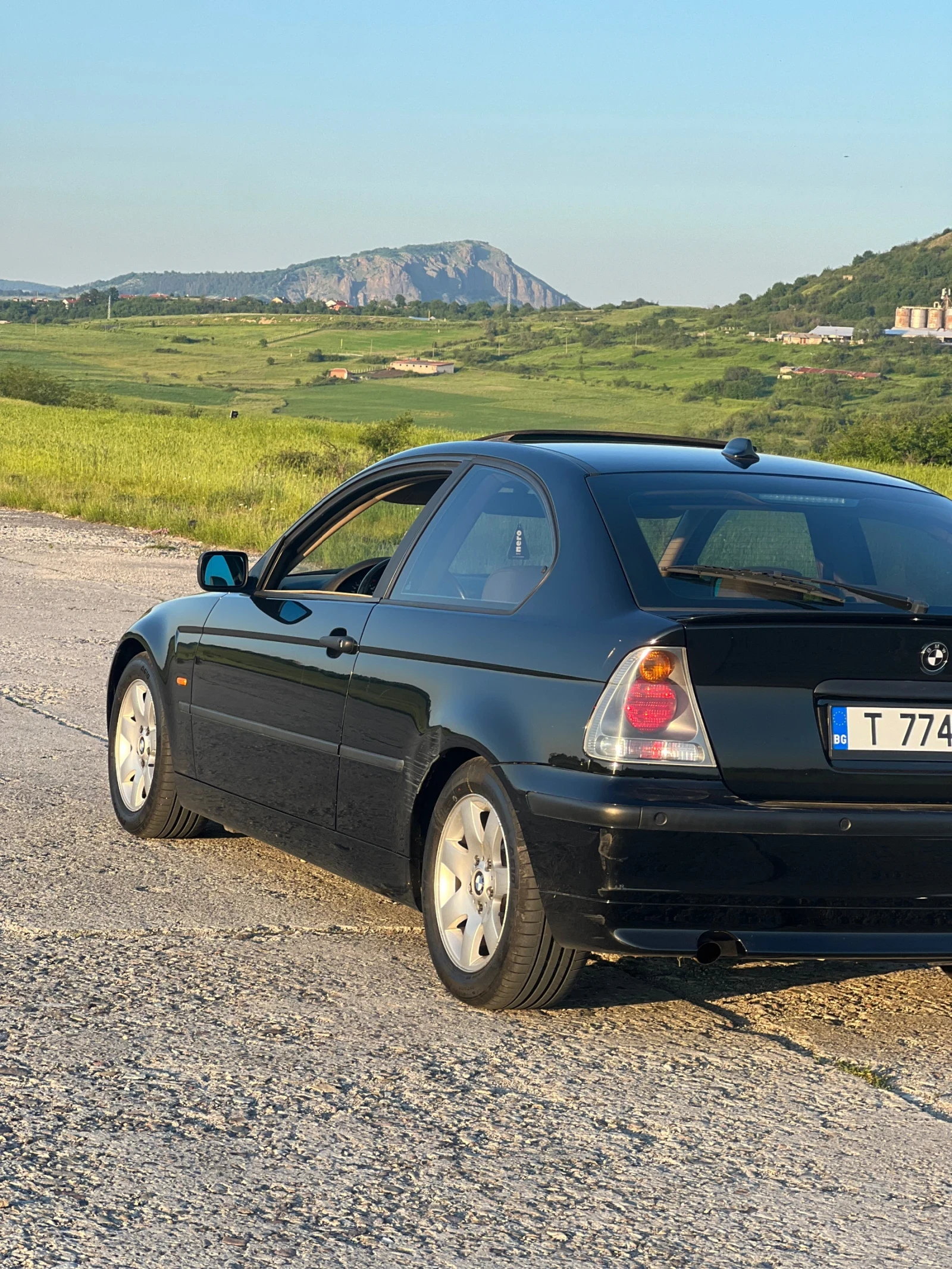 BMW 318 Компакт, снимка 6 - Автомобили и джипове - 54683449