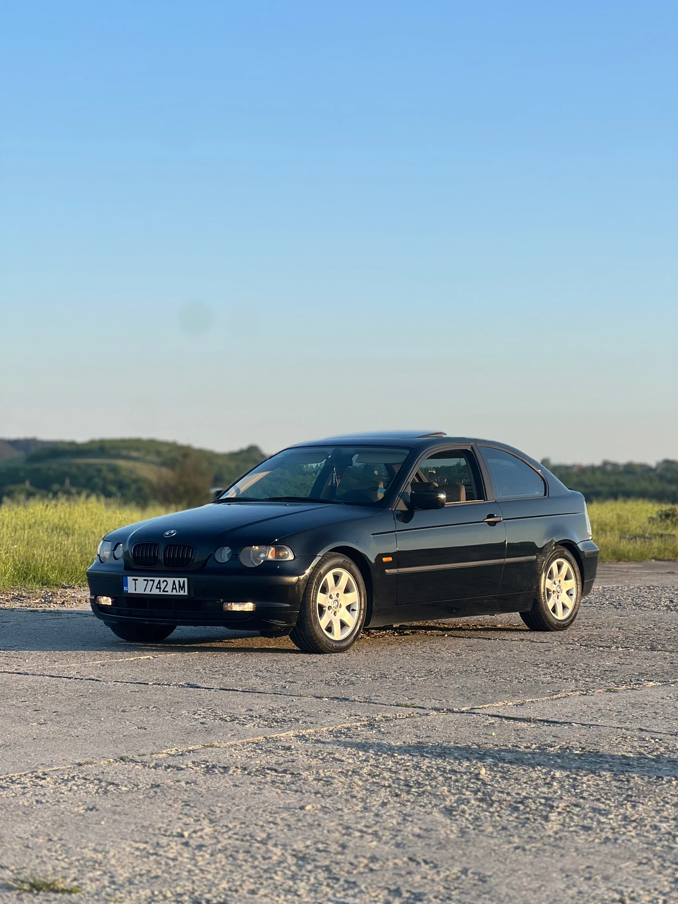 BMW 318 Компакт, снимка 3 - Автомобили и джипове - 54683449