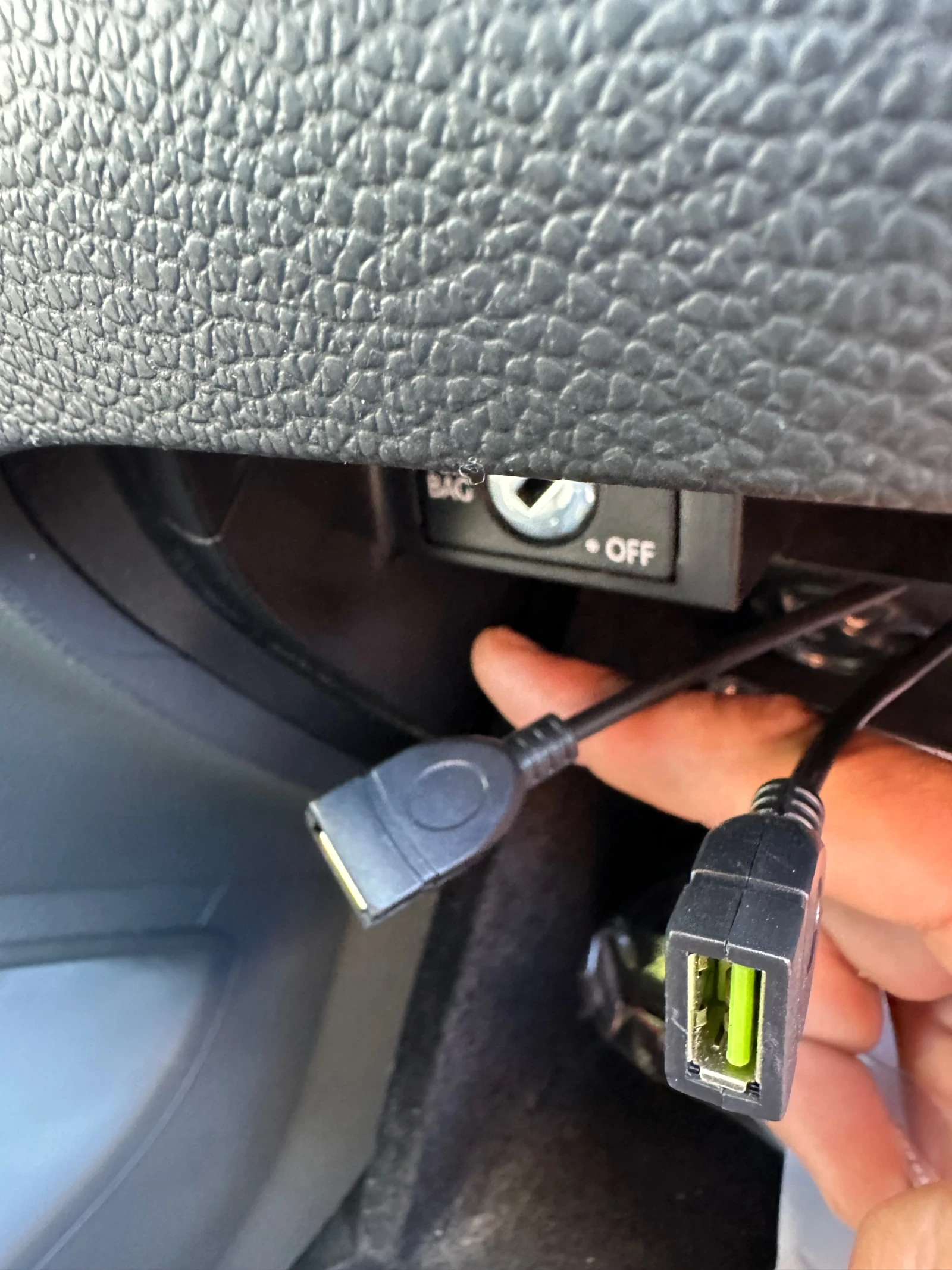 VW Jetta 1.9, снимка 8 - Автомобили и джипове - 54933846
