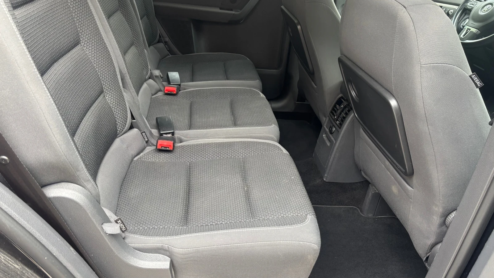 VW Touran, снимка 9 - Автомобили и джипове - 54962672