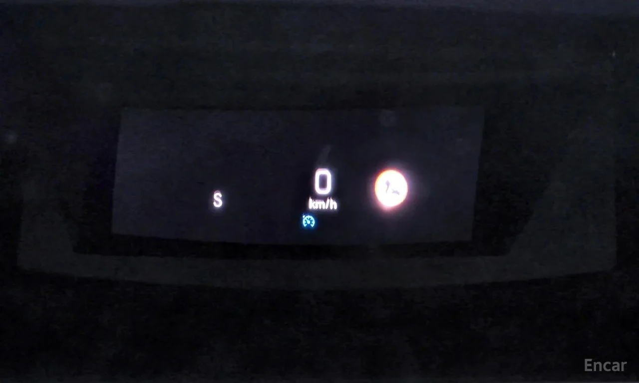 Mercedes-Benz CLS 300 AMG line//Подгрев/ШИБЕДАХ//HUD/, снимка 5 - Автомобили и джипове - 55299260