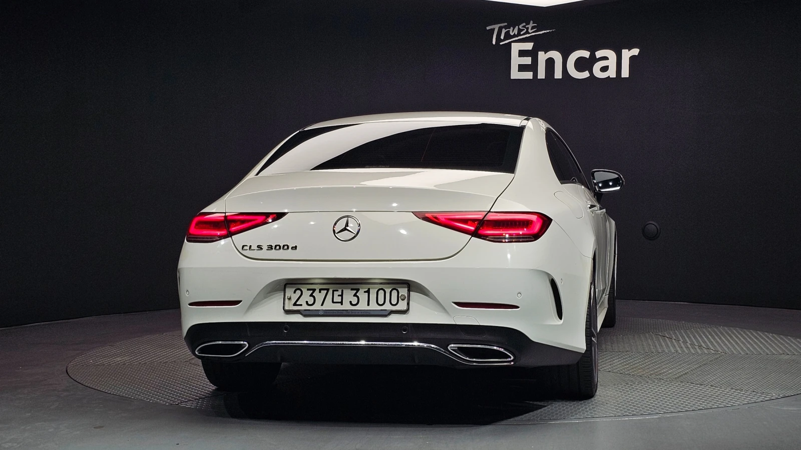 Mercedes-Benz CLS 300 AMG line//Подгрев/ШИБЕДАХ//HUD/, снимка 4 - Автомобили и джипове - 55299260