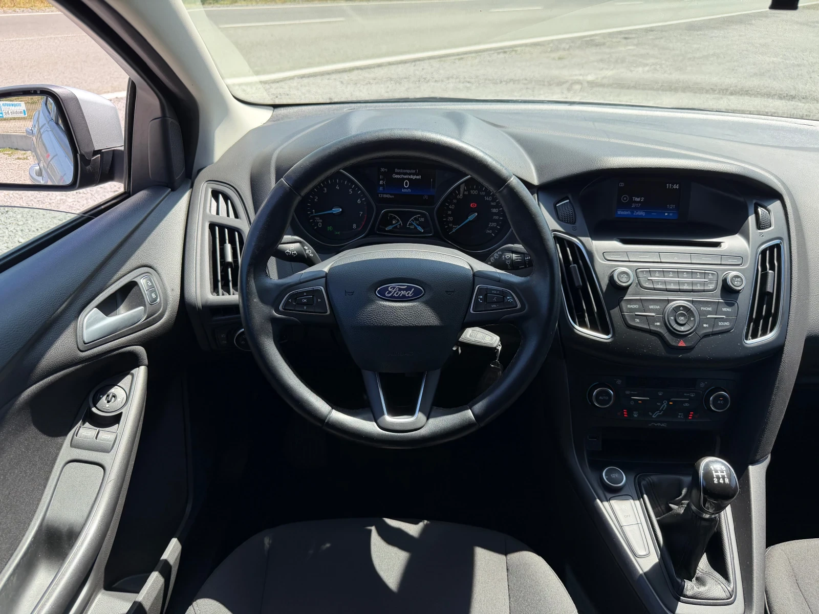 Ford Focus 1.0i ECOBOOST CAMERA SERVICE BOOK EURO 6 TUV COC, снимка 12 - Автомобили и джипове - 55674006