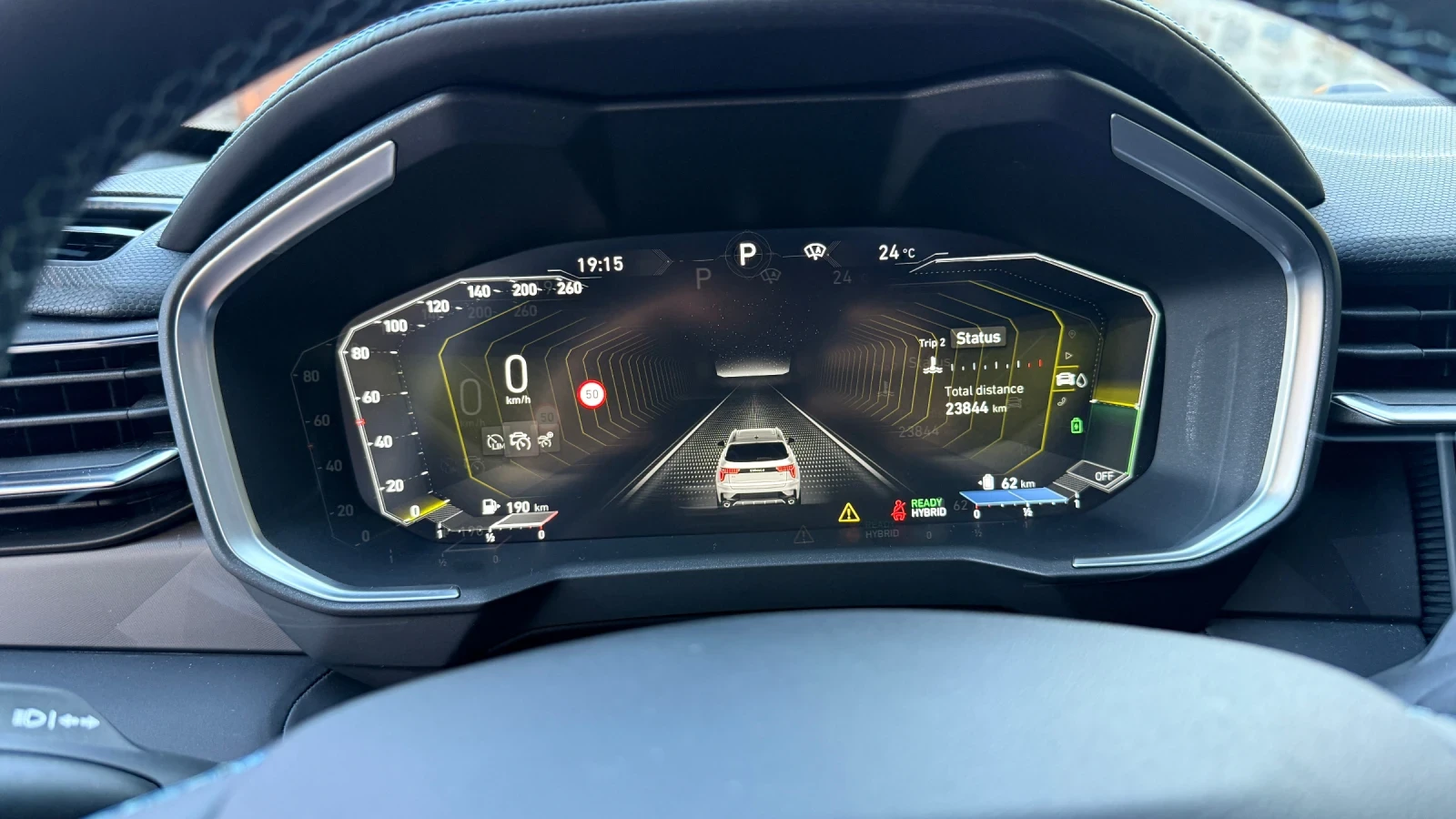LynkCo 01 1.5 Plugin 23k km!!! | Mobile.bg � ����������� 13