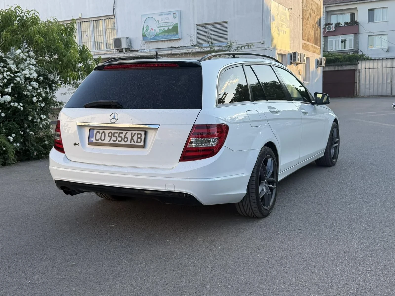 Mercedes-Benz C 200 2.2cdi, снимка 2 - Автомобили и джипове - 55815382