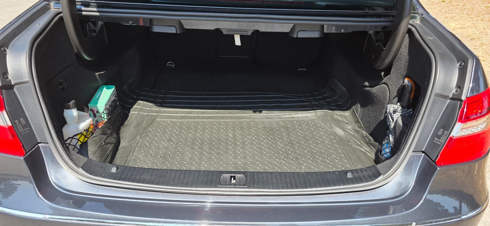Mercedes-Benz E 350, снимка 12 - Автомобили и джипове - 55944591