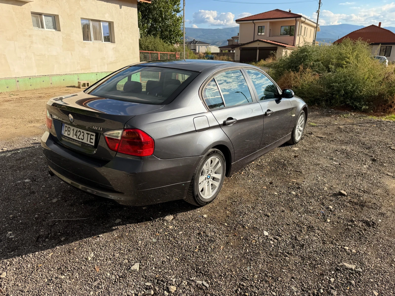 BMW 318, снимка 9 - Автомобили и джипове - 56247972