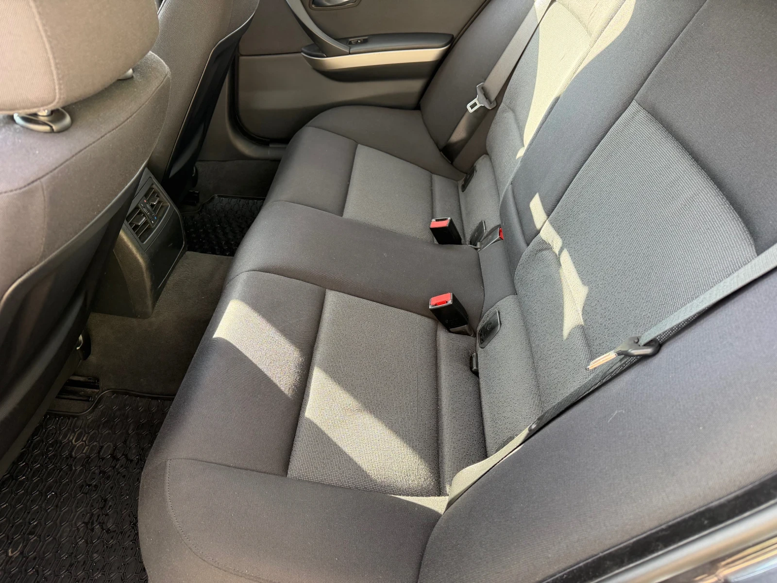 BMW 318, снимка 7 - Автомобили и джипове - 56247972