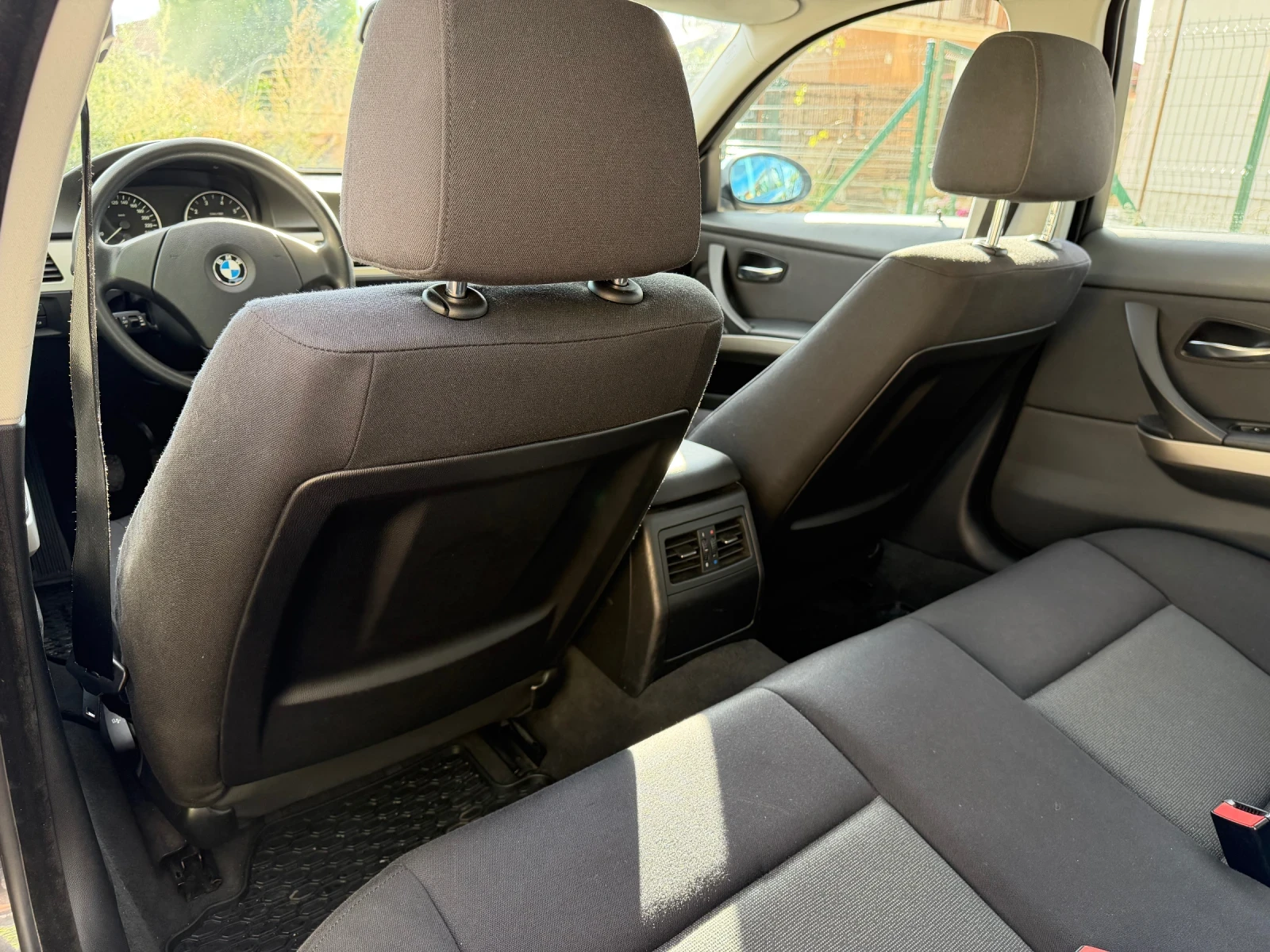 BMW 318, снимка 8 - Автомобили и джипове - 56247972