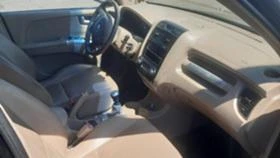 Kia Sportage 2.0crdi/на части , снимка 5