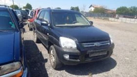 Kia Sportage 2.0crdi/на части , снимка 2