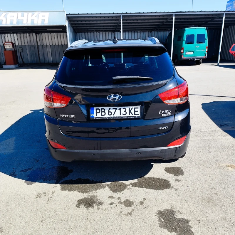 Hyundai IX35 2.0Д, снимка 3 - Автомобили и джипове - 49377170