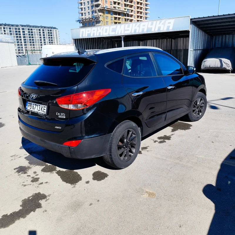 Hyundai IX35 2.0Д, снимка 2 - Автомобили и джипове - 49377170