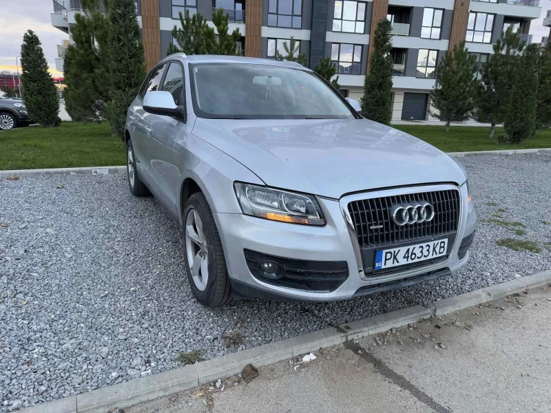 Audi Q5 2.0 T quattro, снимка 5 - Автомобили и джипове - 52626153