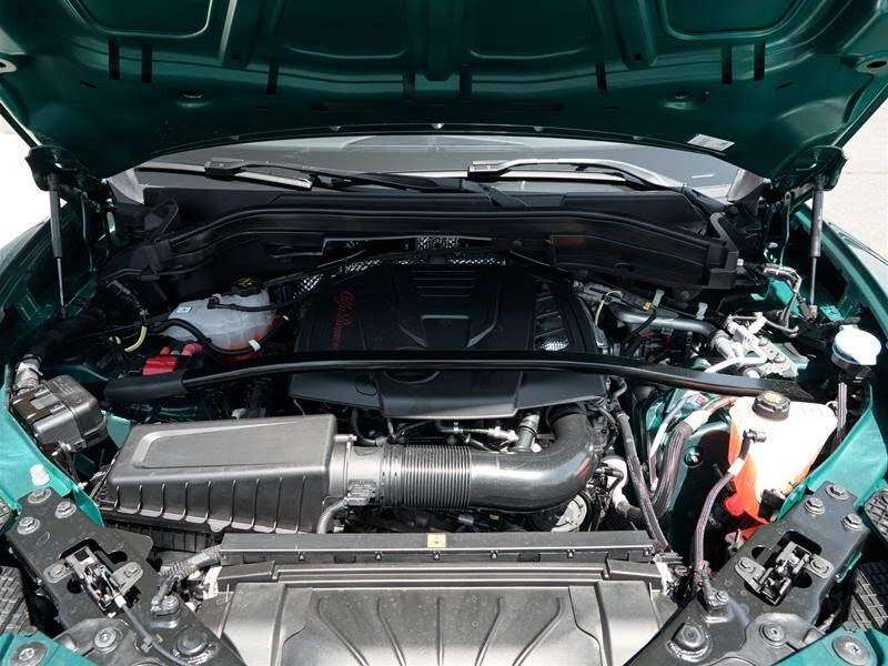 Alfa Romeo Stelvio Veloce AWD | Verde Fangio Metallic | ��� | Mobile.bg � ����������� 6