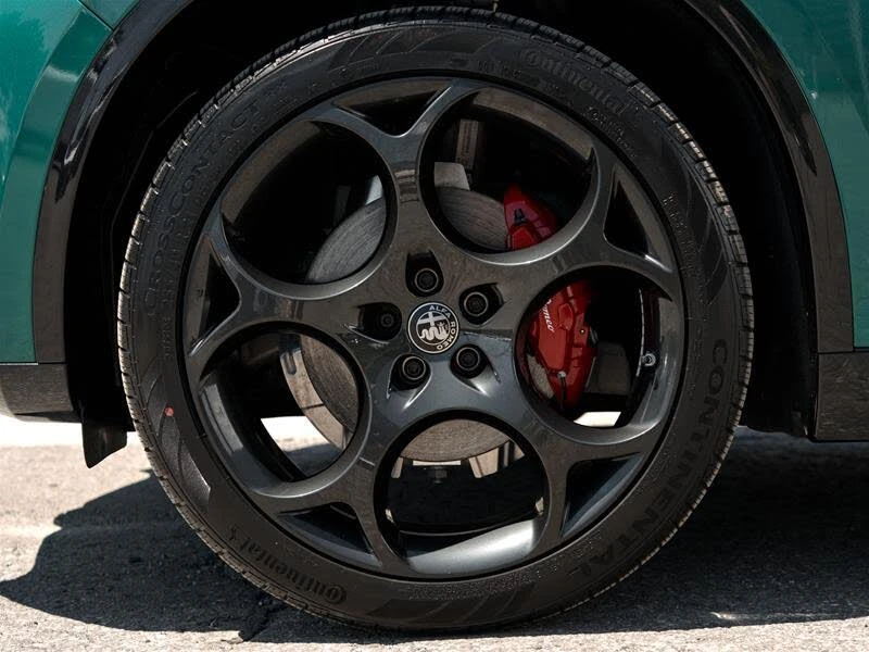 Alfa Romeo Stelvio Veloce AWD | Verde Fangio Metallic | ��� | Mobile.bg � ����������� 5