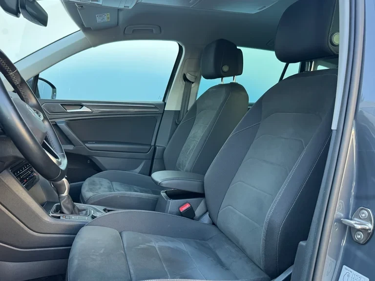 VW Tiguan Elegance 2.0 TDI SCR 4MOTION DSG, снимка 8 - Автомобили и джипове - 56020494